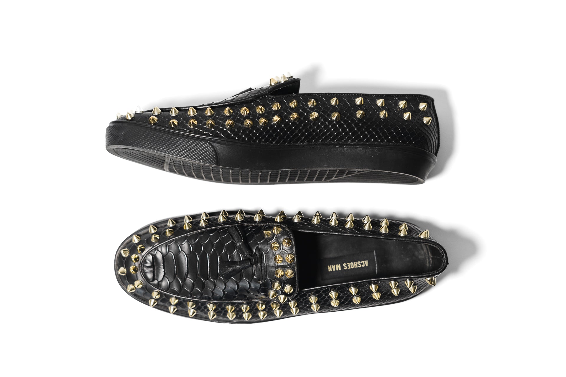 Loafers Python negro tennis puyas doradas