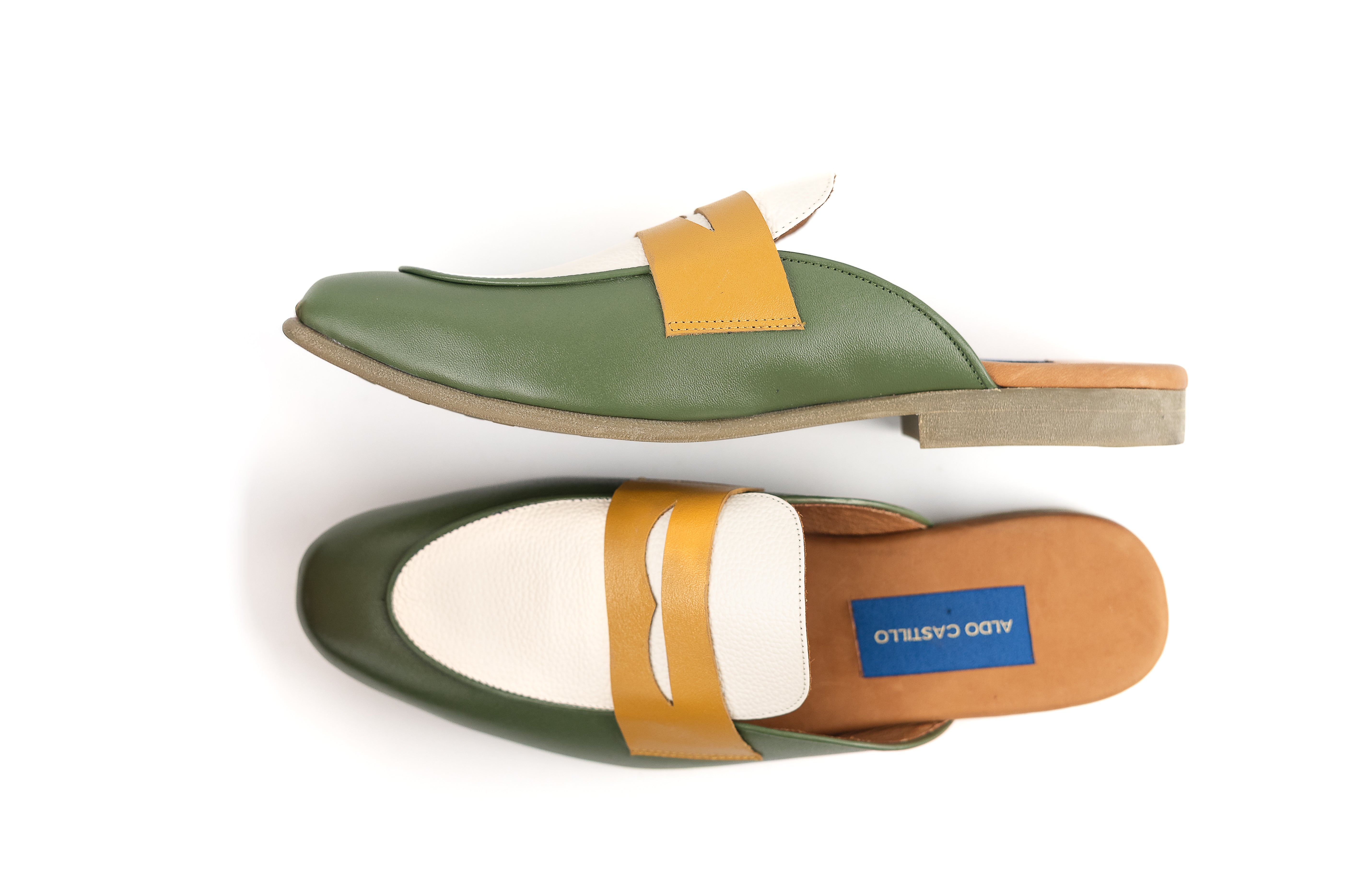 LOAFERS MULES EN VERDE CON AMARILLO