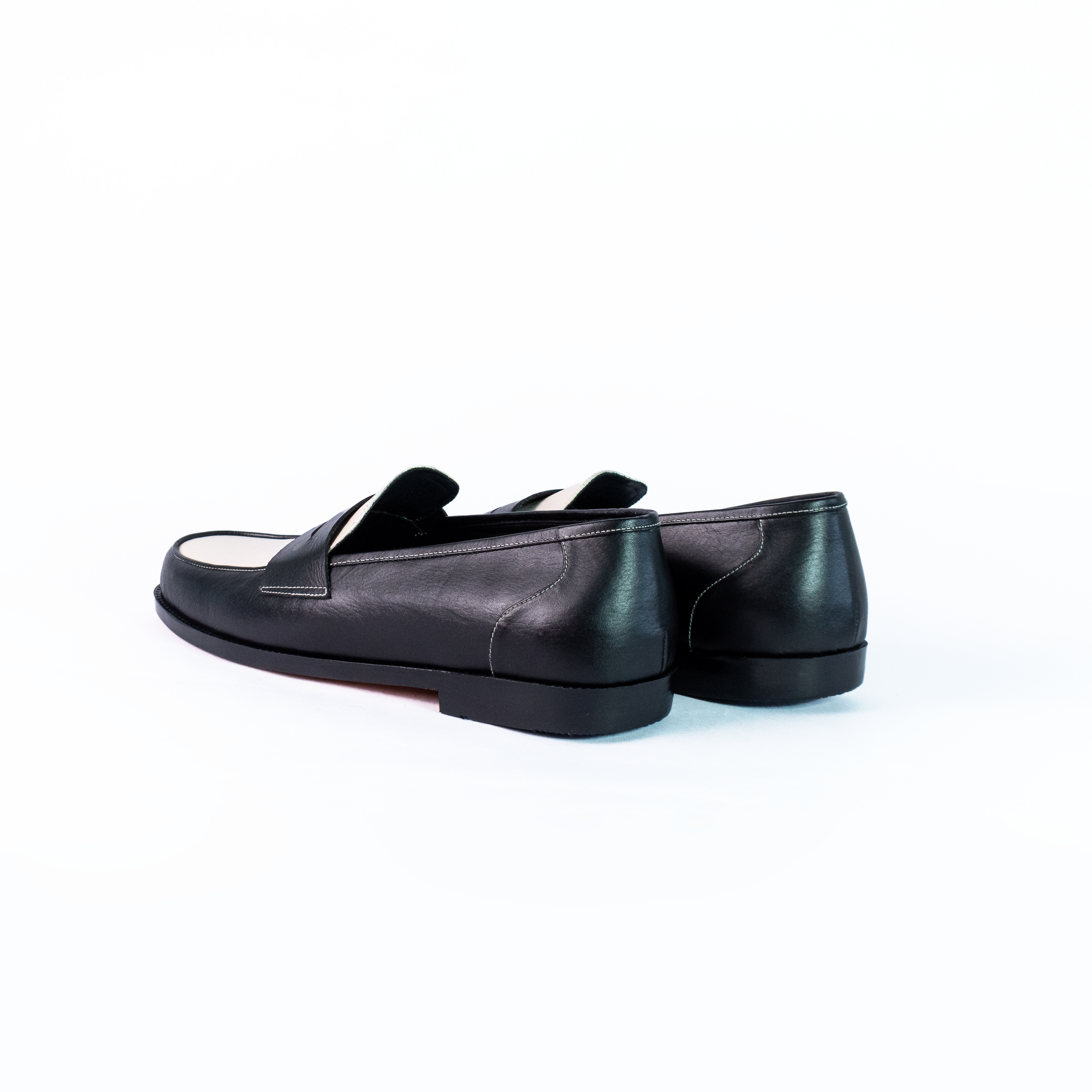 Penny loafers black & white